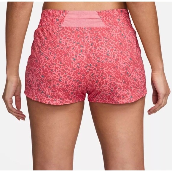 NWT Nike One DriFit Mid Rise 3" Size Small Womens Desert Coral Pink Lined Shorts - Picture 3 of 6